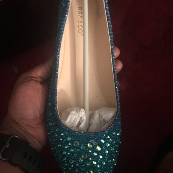 Shoes - Picture 3 of 3